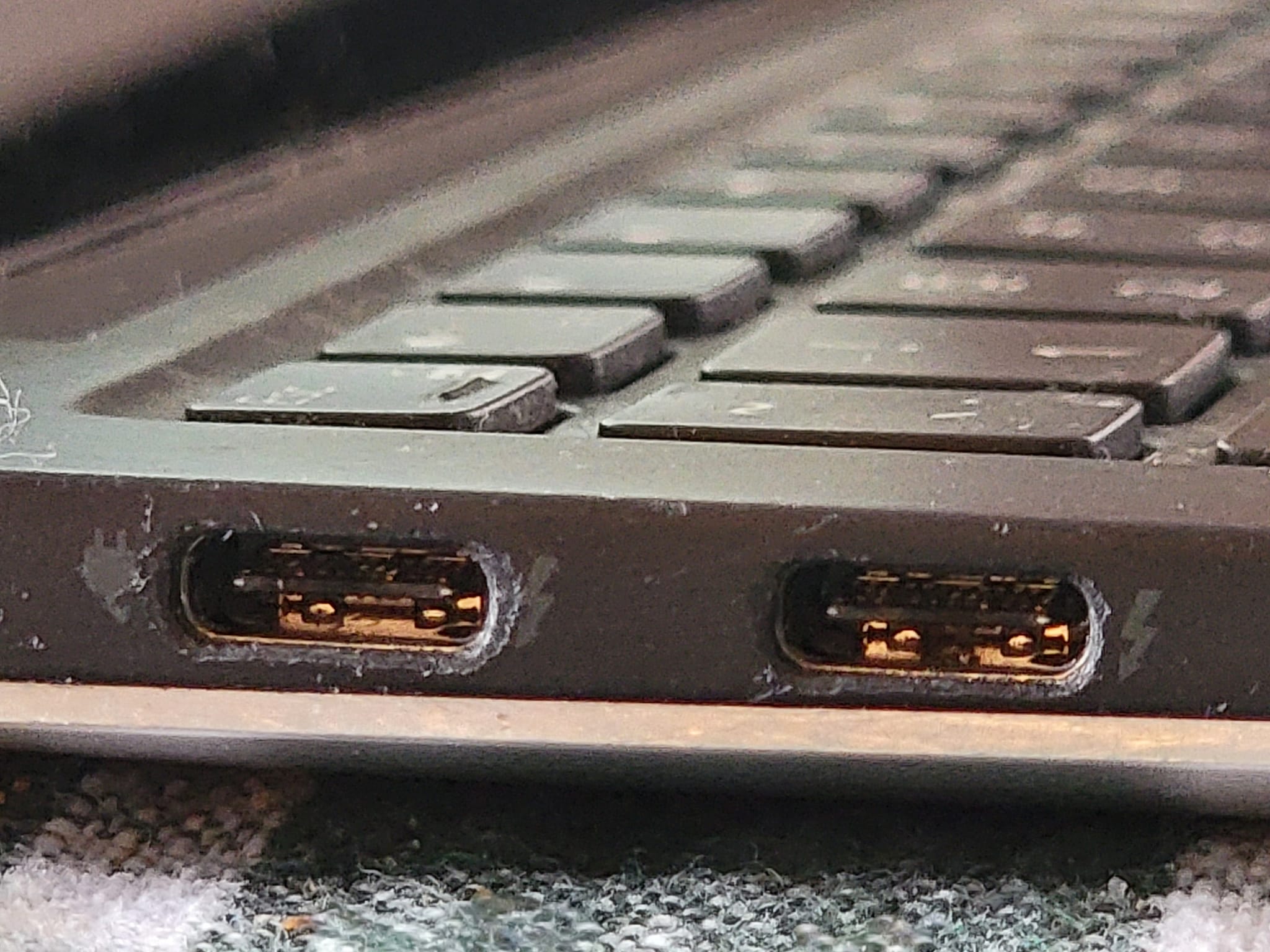 Port Thunderbolt avec la forme USB-C
