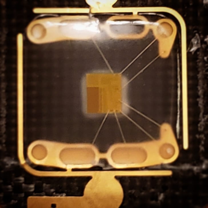 Circuit d'une carte de crédit à puce